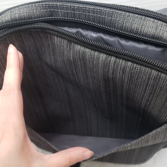 Swiss Gear Bag - Picture 12 of 15